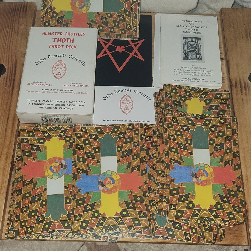 1978 Aleister Crowley Thoth Tarot Deck Jumbo Cards vintage